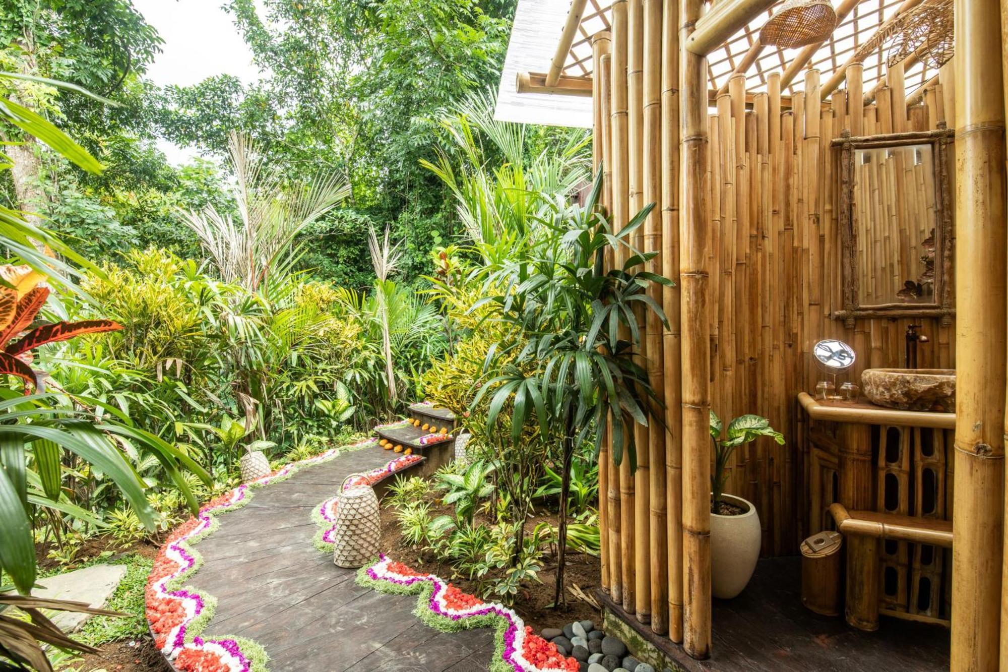 Magic Hills Bali - Magical Eco-luxury * Selat