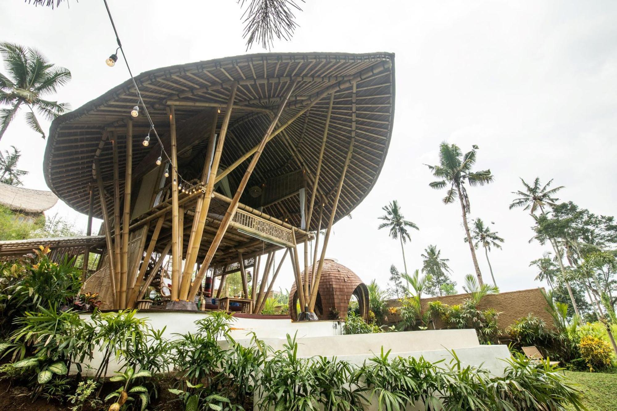 Villa Magic Hills Bali - Magical Eco-luxury *