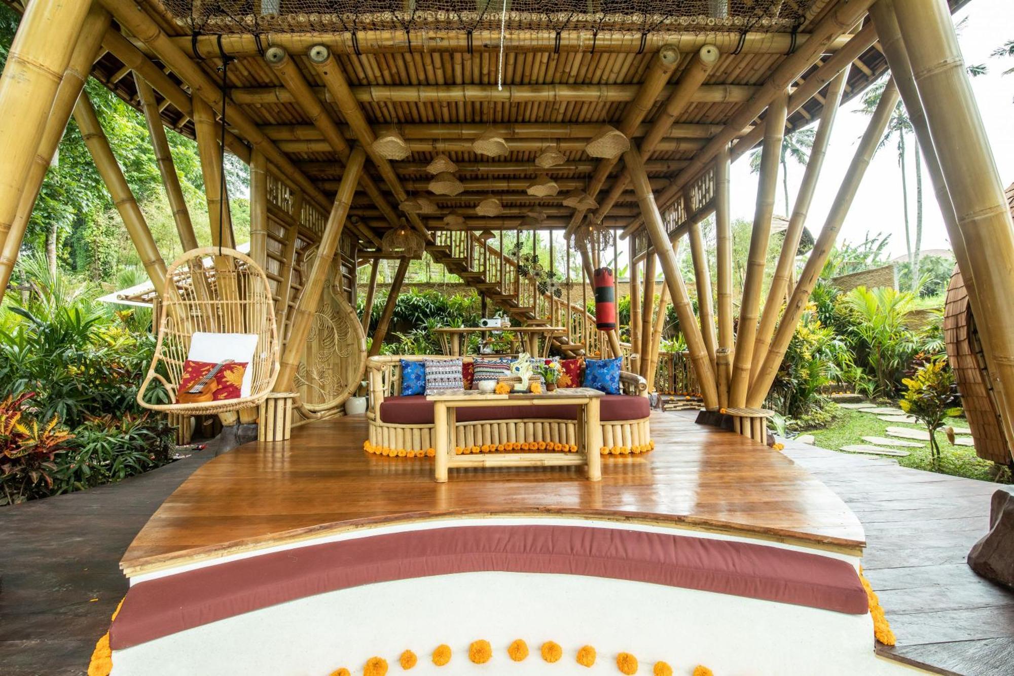 Villa Magic Hills Bali - Magical Eco-luxury *
