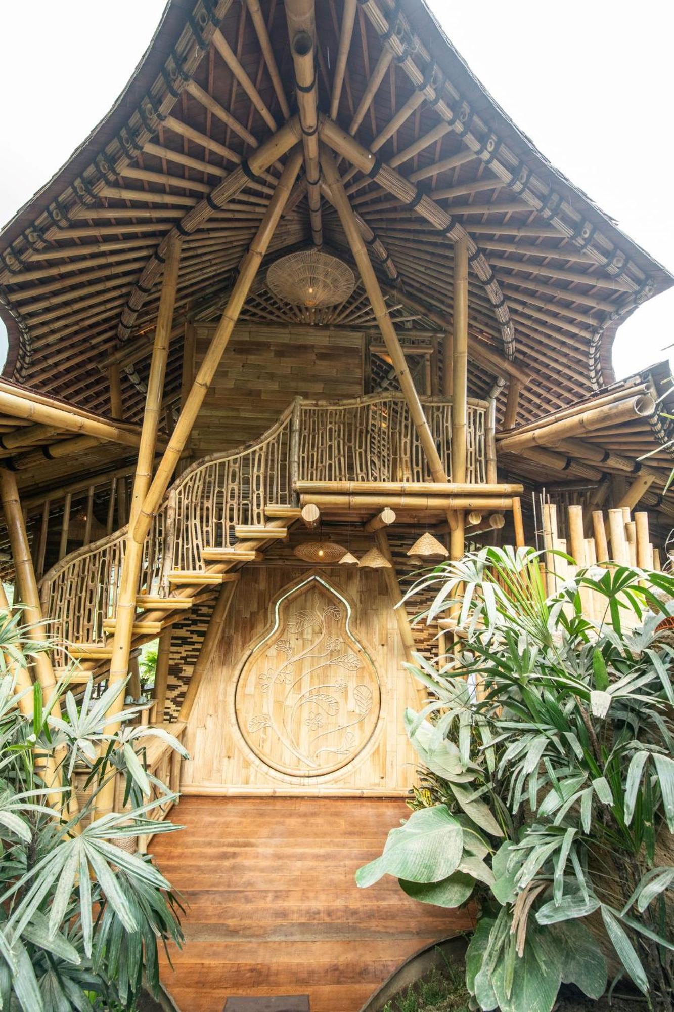 Villa Magic Hills Bali - Magical Eco-luxury Selat