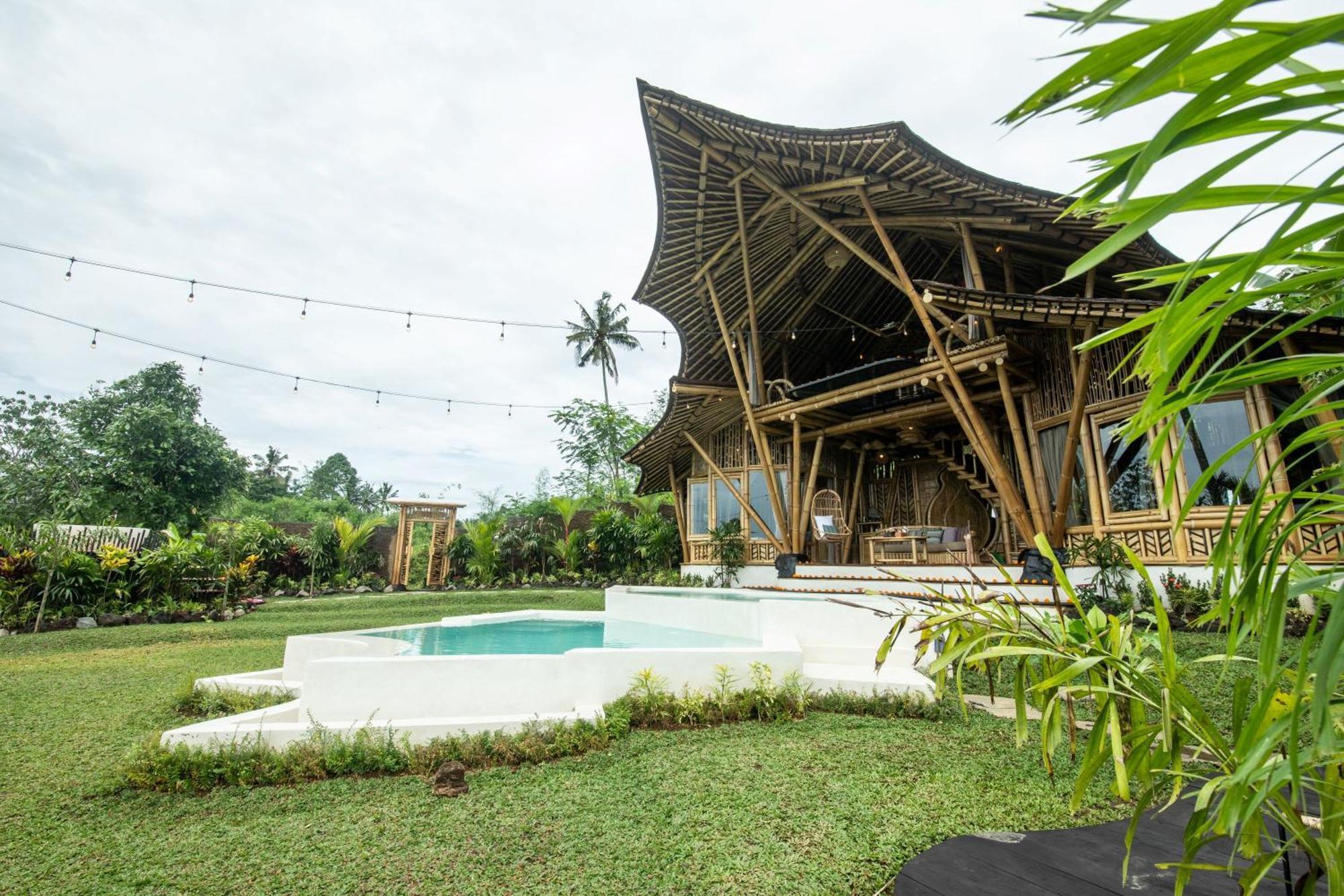 Magic Hills Bali - Magical Eco-luxury Villa Selat