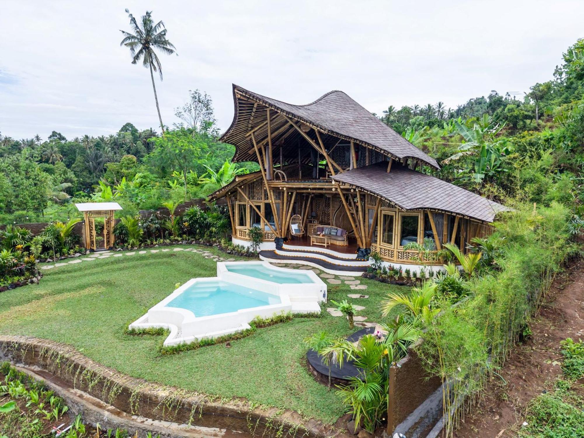 Magic Hills Bali - Magical Eco-luxury Villa *