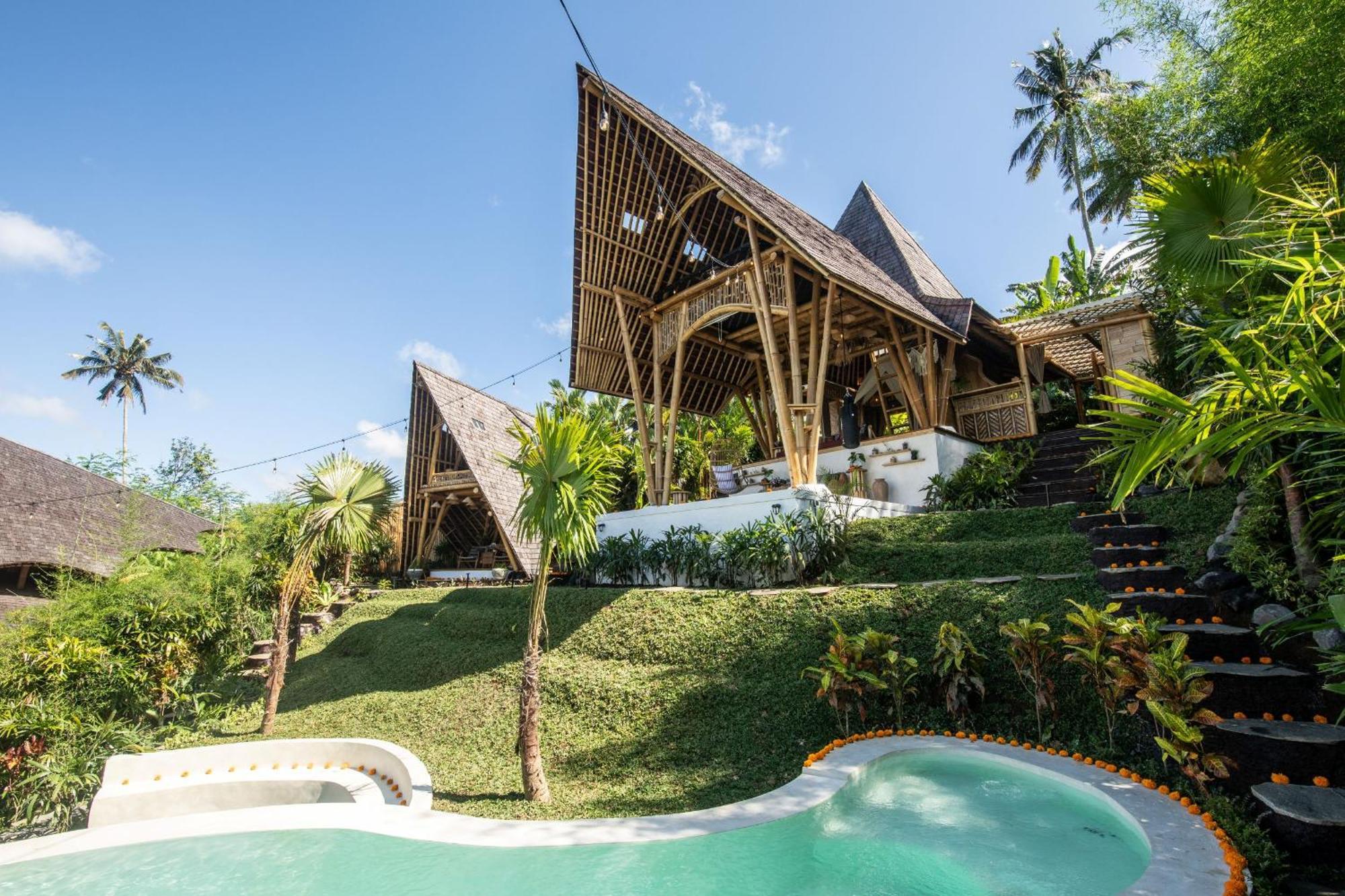 Villa Magic Hills Bali - Magical Eco-luxury *
